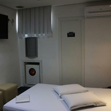 Auhe Motel (Adults Only) Betim Kültér fotó